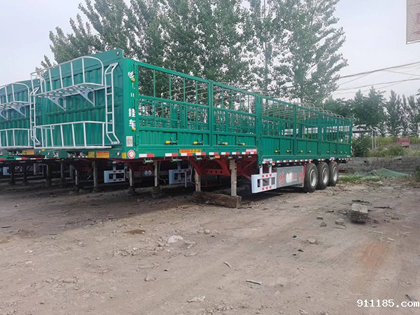 仓栏轻型半挂车